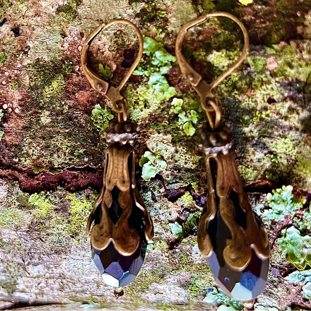 Victorian Jet Stone Earrings ❤️